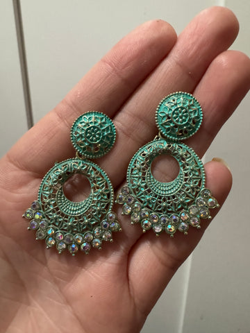 Shramya Lightweight Earring with Rhinestones