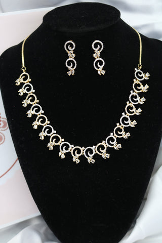 ad necklace set