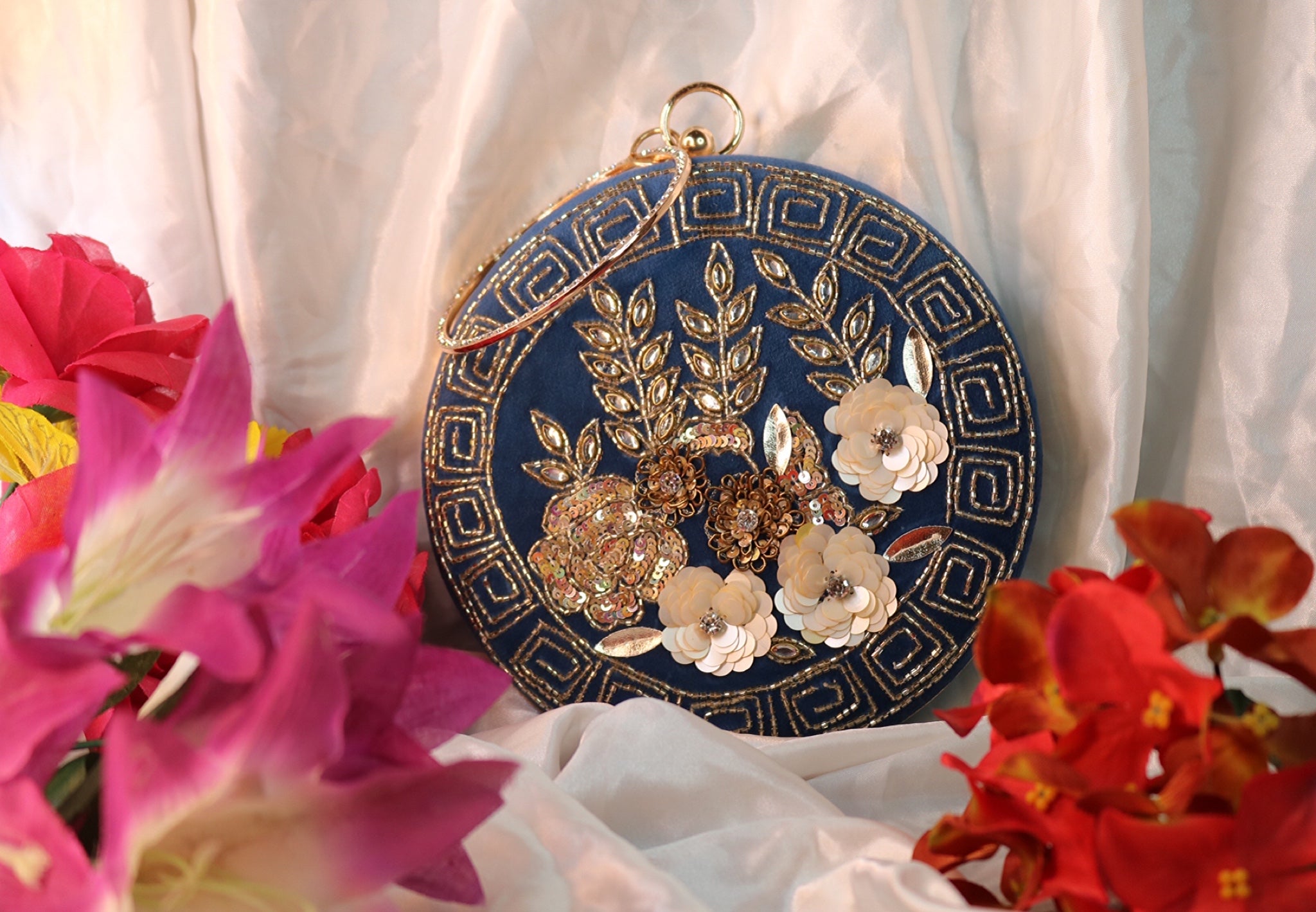 Hand Embroidery Floral Round Clutch Purses 