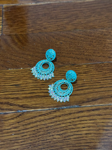 Shramya Lightweight Earring with Rhinestones