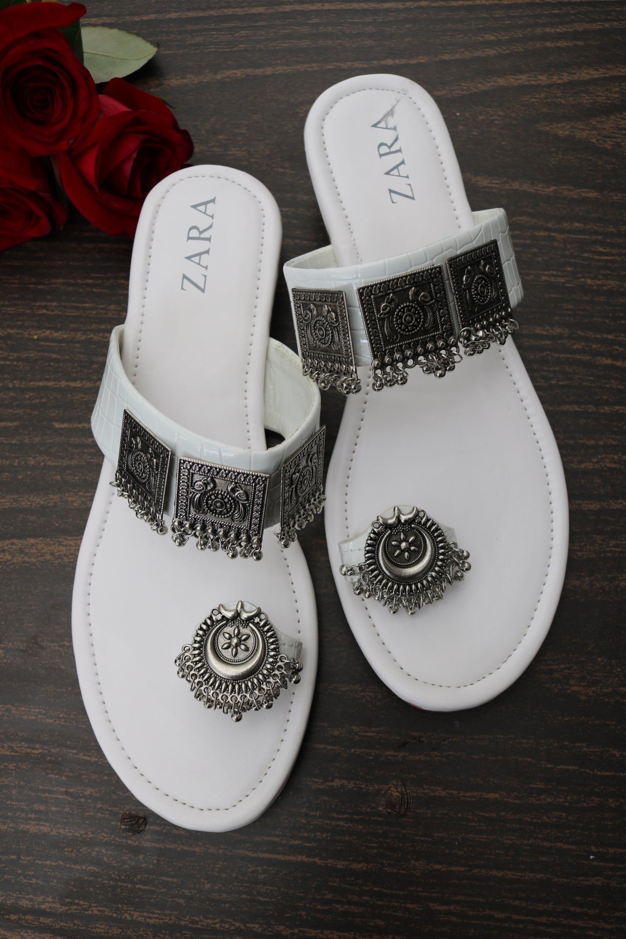 kolhapuri chappal for women