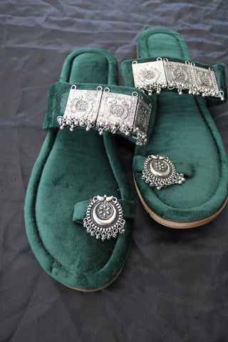 Shramya Handmade Kolhapuri Chappal