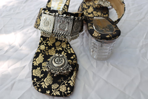 Shramya Handmade Kolhapuri Chappal with Heels