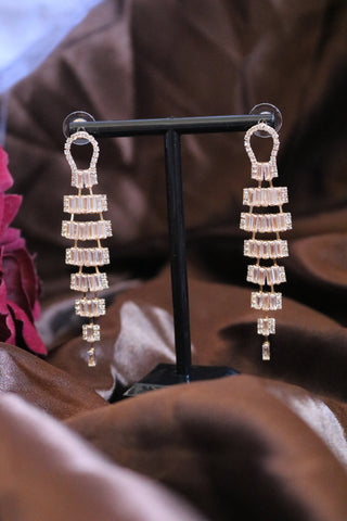 Shramya Fashionable Earring