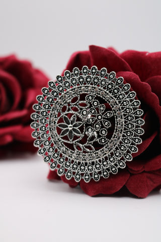 Shramya Big Flower Ring