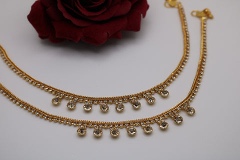 Shramya Gold Plated Gold and Rhinestone Anklet/Payal