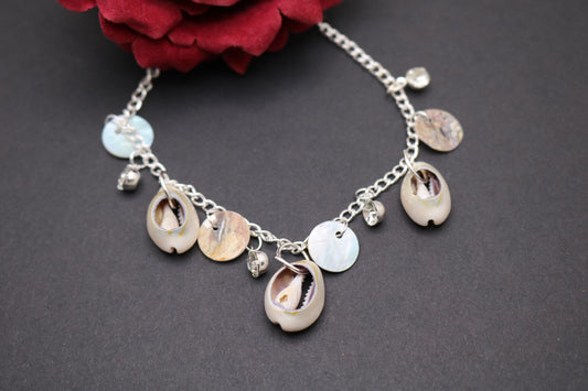 Shramya Sea Shell Anklet