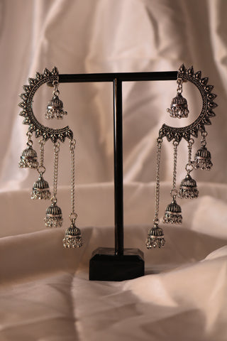 Shramya Half Chandbali with Chandelier Jhumka Earring